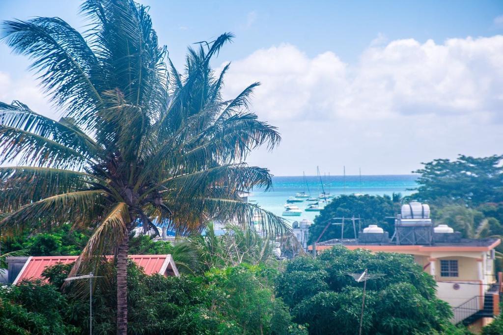 The Palm Residence Grand-Baie Eksteriør billede